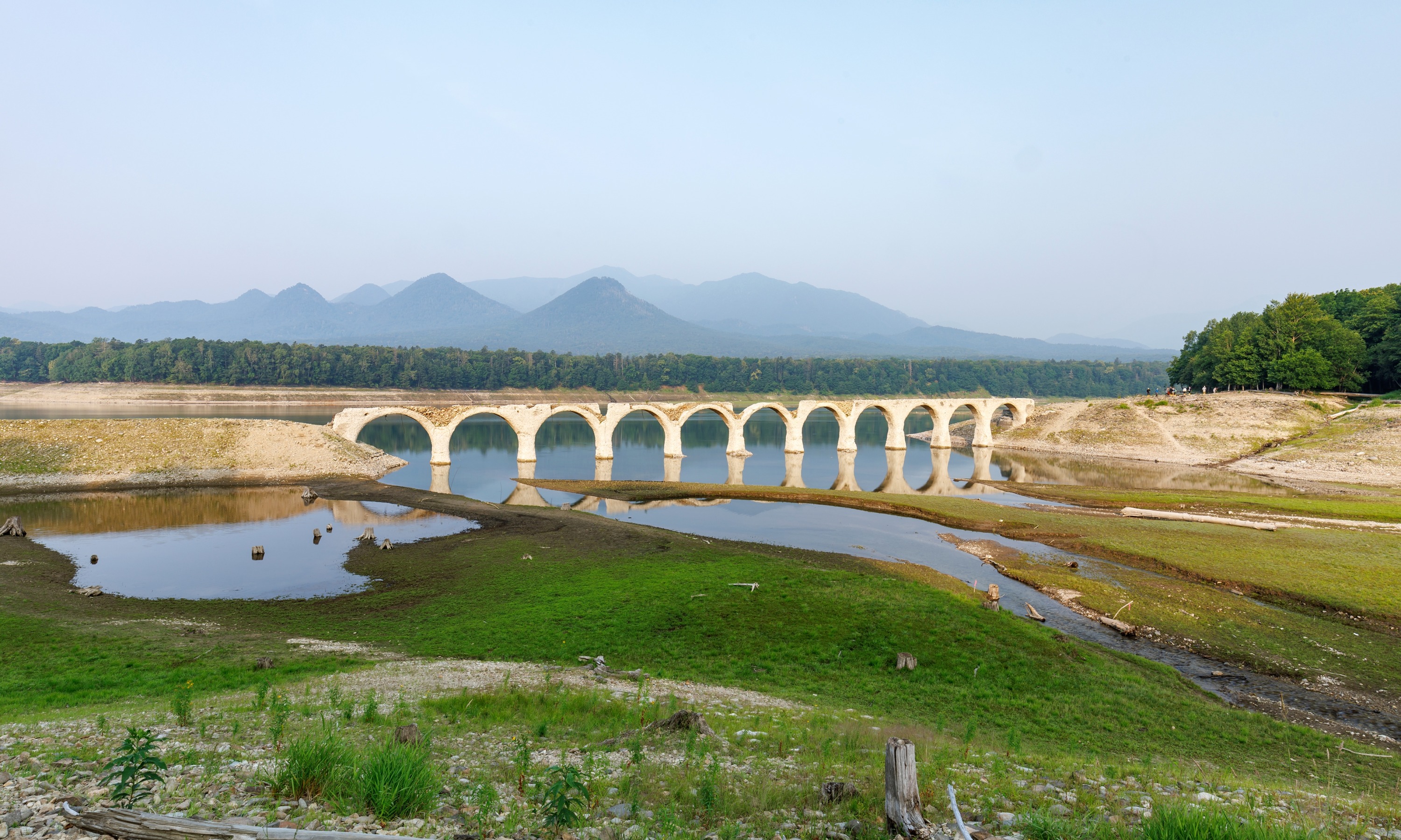 タウシュベツ川橋梁（令和6年7月17日撮影）の画像